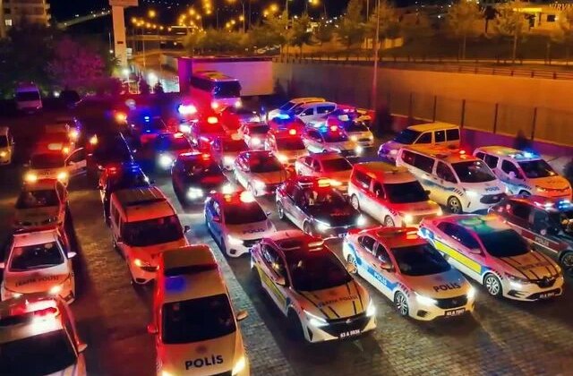 Dolandırıcılık operasyonunda 1 milyar liralık mal varlığına el konuldu: 149 gözaltı