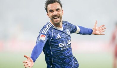 Schalke 04, Kenan Karaman’ın attığı golle Bundesliga’ya yükseldi
