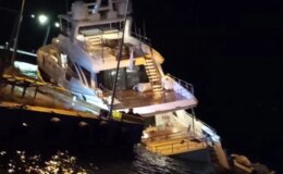 Sinop’ta lüks yat su alarak yan yattı: 6 mürettebat kurtarıldı