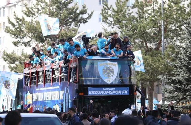 Süper Lig’e yükselen Erzurumspor FK, 1. Lig tarihinin puan rekorunu kırdı