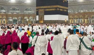 Suudi Arabistan: Hac için ülkeye gelenlerin sayısı 860 bini aştı