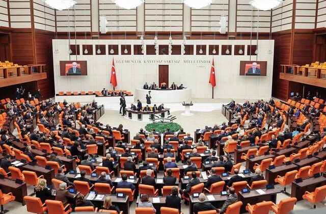 Varlık barışını içeren kanun teklifinin ilk 5 maddesi kabul edildi