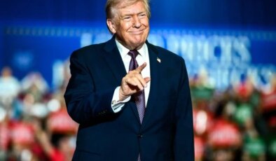 Trump’ın bir saat boyunca aynı şeyi söylediği Beyaz Saray paylaşımı tartışma yarattı