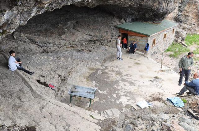 Düzgün Baba’da skandal kazı! İnceme başlatıldı, muhtarın işine son verildi