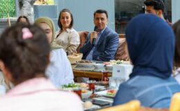 Tunceli Valisi Şefik Aygöl’den öğrencilere bayram sürprizi