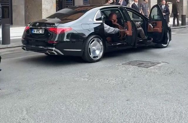 Türkiye’ye gelen Kanye West’ten hayranlarına soğuk duş