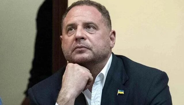 Ukrayna Devlet Başkanlığı Ofisi’nin eski Başkanı Yermak kara para aklama suçlamasıyla tutuklandı