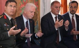 Vali Gül, çağ açıp çağ kapatan hükümdarı dualarla yad etti