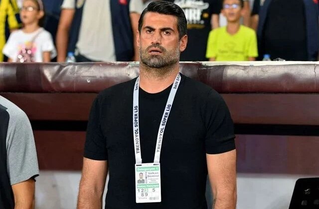 Volkan Demirel daha odasını boşaltmadan yeni hocayı buldular