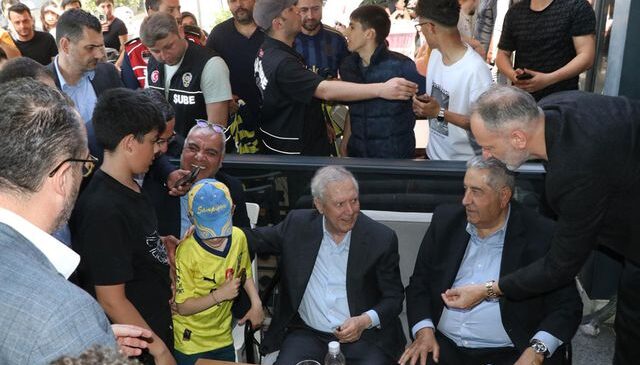 Yalova’da Aziz Yıldırım izdihamı