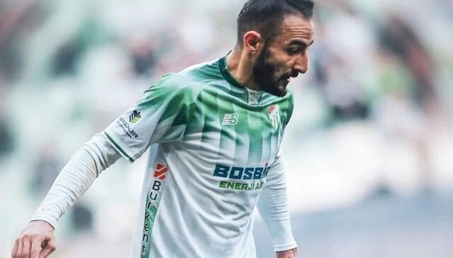 Yaprak dökümü sürüyor! Şampiyon Bursaspor’da bir ayrılık daha