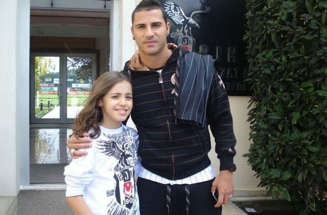 Yıllar sonra Ricardo Quaresma ile aynı pozu verdi! Herkes aynı yorumu yaptı