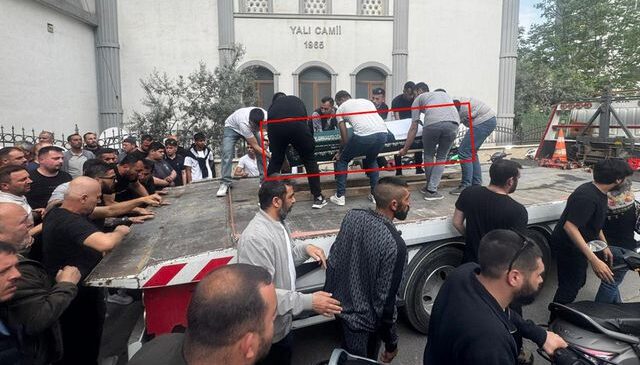 Yüksek ses tartışmasında can veren esnafın cenazesi çekici üstünde taşındı