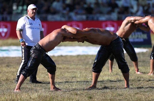18. Sekapark Altın Kemer Yağlı Güreşleri’ni kazanan başpehlivan belli oldu