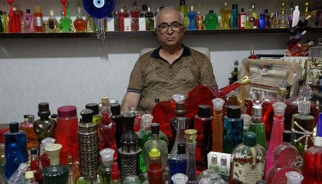 35 yıllık kolonya koleksiyonuna daire parası teklif ettiler, satmadı