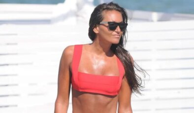 46 yaşındaki Eda Taşpınar’ın bikini kombini olay oldu