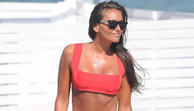 46 yaşındaki Eda Taşpınar’ın bikini kombini olay oldu