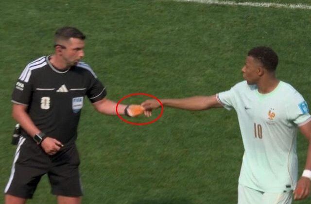 5 gollü maça damga vuran an: Ne yapıyorsun Mbappe?