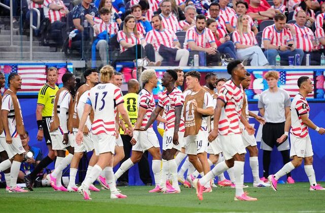 A Milli Takım’ın rakiplerinden ABD, Paraguay’a gol oldu yağdı