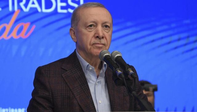 AK Parti kampı başladı! Cumhurbaşkanı Erdoğan: Bazı fosiller başörtüsüne kin kusuyor
