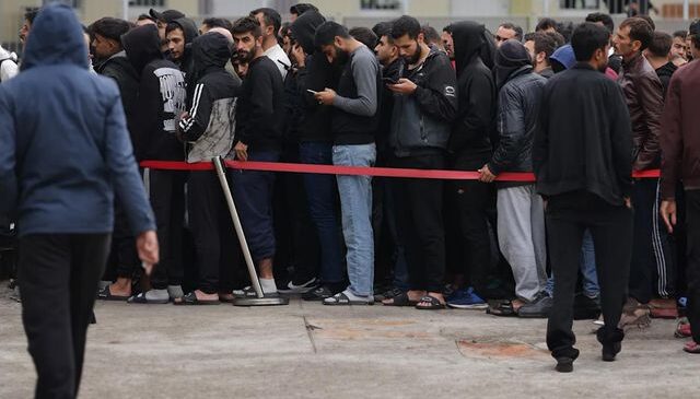 İletişim Başkanlığı’ndan “kaçak mülteci” iddiasına yalanlama