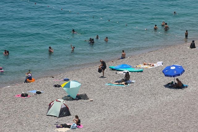 Antalya'da hissedilen sıcaklık 47 dereceye ulaştı