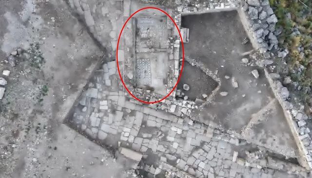 Aspendos’ta Roma Dönemi’ne ait nadir mozaik bulundu