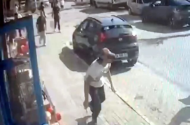 Avcılar’da çocuk kavgasına büyükler karıştı: 1 yaralı, 3 gözaltı