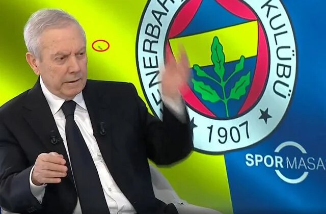 Aziz Yıldırım’ın canlı yayında sinekle imtihanı