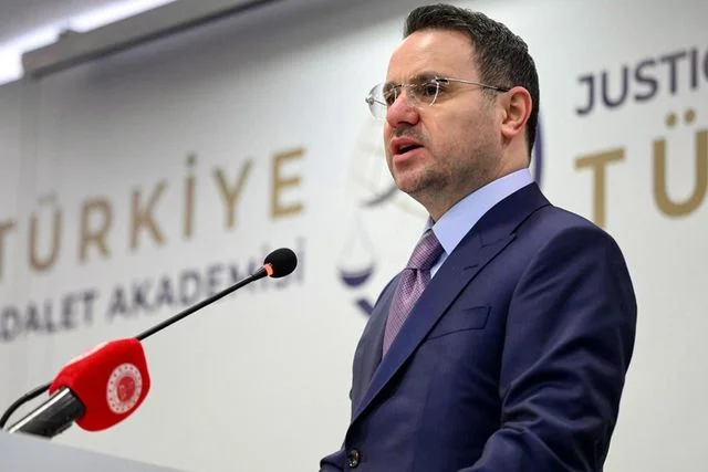 Bakan Gürlek duyurdu! 81 ile “Organize Suç Örgütleri ile Mücadele” konulu yeni genelge