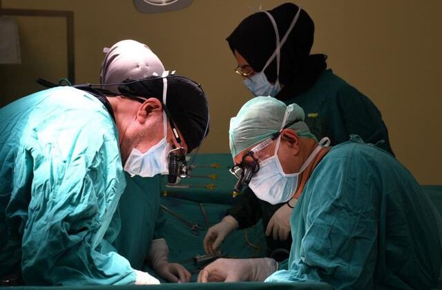 Dünyanın ilk 8’li çapraz karaciğer nakli Malatya’da gerçekleştirildi