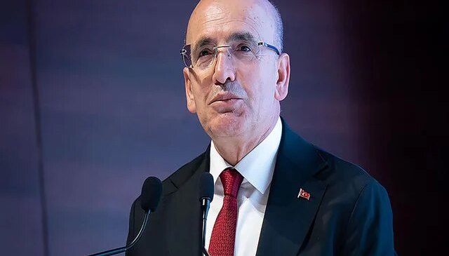 Bakan Şimşek’ten yatırım ve üretim vurgusu: Türkiye küresel merkez olma yolunda
