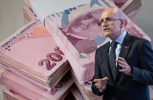 Bakan Şimşek yıl sonu için enflasyon tahmini verdi