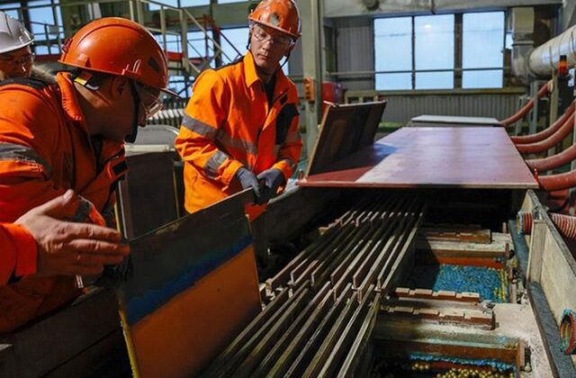 Savaşla birlikte fırlayan ve yatırımcıları peşine düşüren bakırda sert düşüş