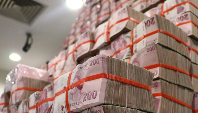 Benzeri görülmemiş ikramiye bir kişiye çıktı! Bir anda Türkiye’nin en zenginlerinden oldu