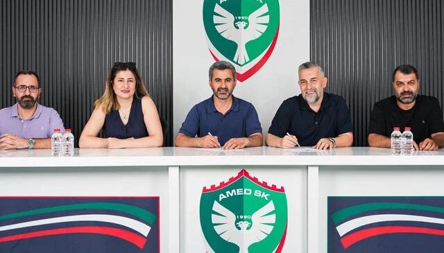 Beşiktaş’tan ayrılan Serkan Reçber, Amedspor’a imza attı