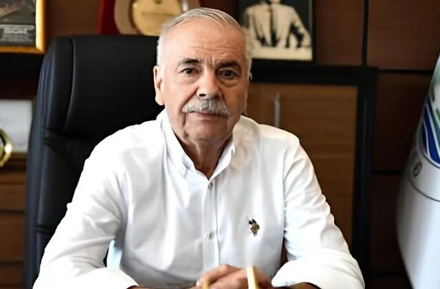 Bir belediye başkanı daha CHP’den istifa etti