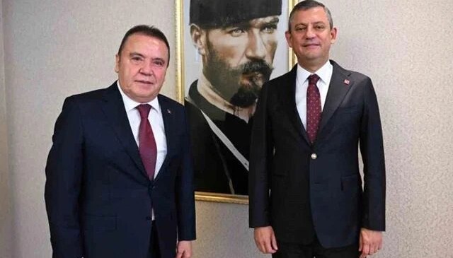 Muhittin Böcek’ten yeni ifade: Özgür Özel’in talimatıyla Ferdi Zeyrek’e 950 bin Euro nakit para verdim