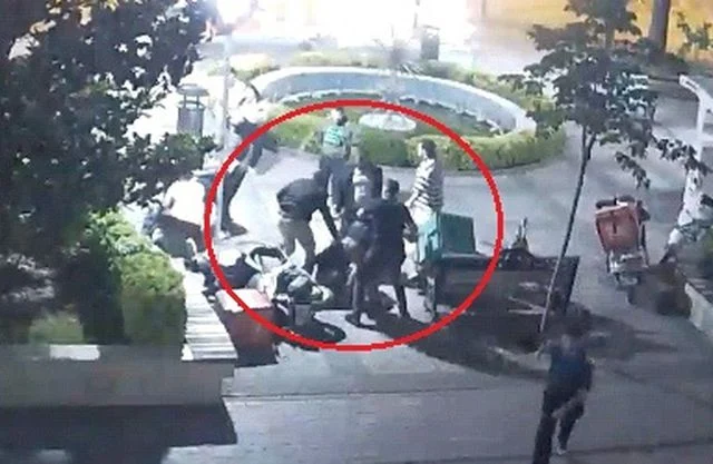 Bursa’da iş verenler ile motokuryelerin kavgası kamerada: 10 gözaltı