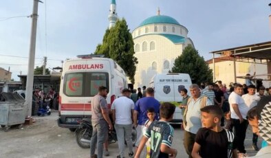 Cami inşaatında 2 işçi iskeleden düştü: 1 ölü, 1 yaralı