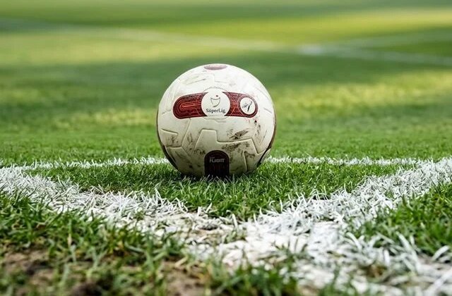 Çaykur Rizespor, 3 futbolcusuyla yollarını ayırdı