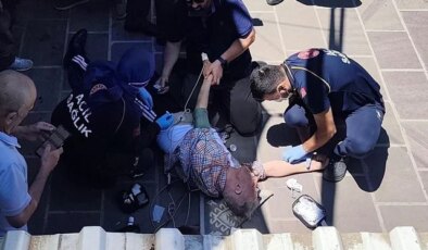 Kalp krizinden ölen arkadaşının cenazesinde kalp krizi geçirdi