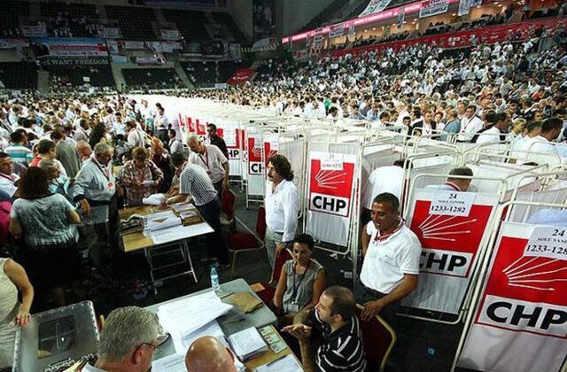 CHP’de olağanüstü kurultay çağrısı yapılan ortak bildiriye 27 milletvekili imza atmadı