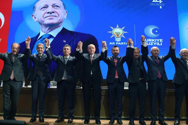 CHP’li başkanlar AK Parti’ye mi katılıyor? Gözler yarınki toplantıda