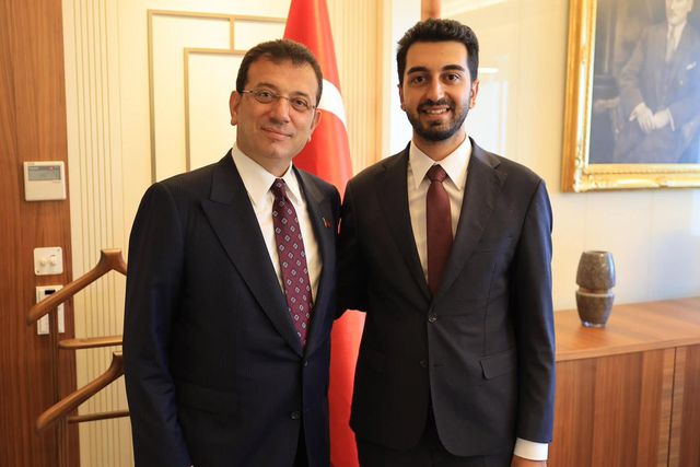 CHP’li Tuzla Belediye Başkanı Eren Ali Bingöl, AK Parti’ye göz kırptı