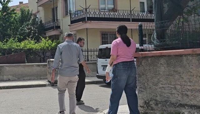 Çorum’da kan donduran olay: Daha önce uzaklaştırma kararı aldırmak istedikleri kız anne babasını rehin aldı