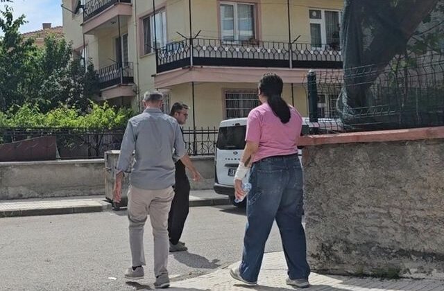 Çorum’da kan donduran olay: Daha önce uzaklaştırma kararı aldırmak istedikleri kız anne babasını rehin aldı