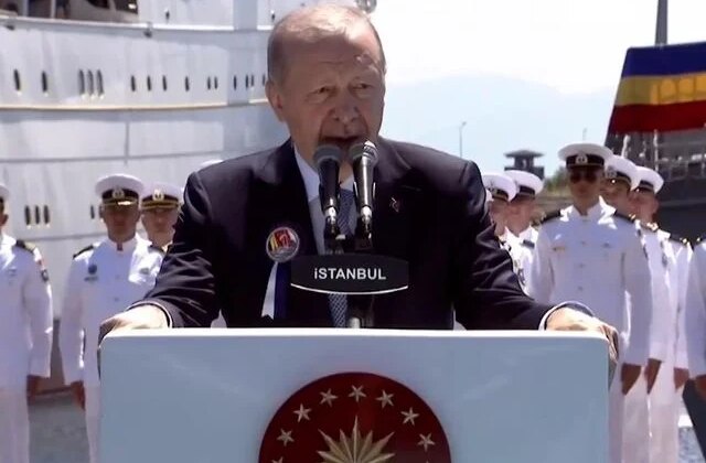 Cumhurbaşkanı Erdoğan: Türkiye, tarihinde ilk kez bir NATO ve AB üyesi ülkeye savaş gemisi ihraç etti