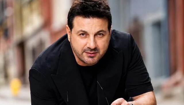Davut Güloğlu dede oldu! İşte torunuyla ilk fotoğrafı