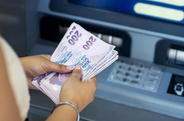 Dev banka Türkiye genelindeki tüm ATM’lerini kaldırıyor